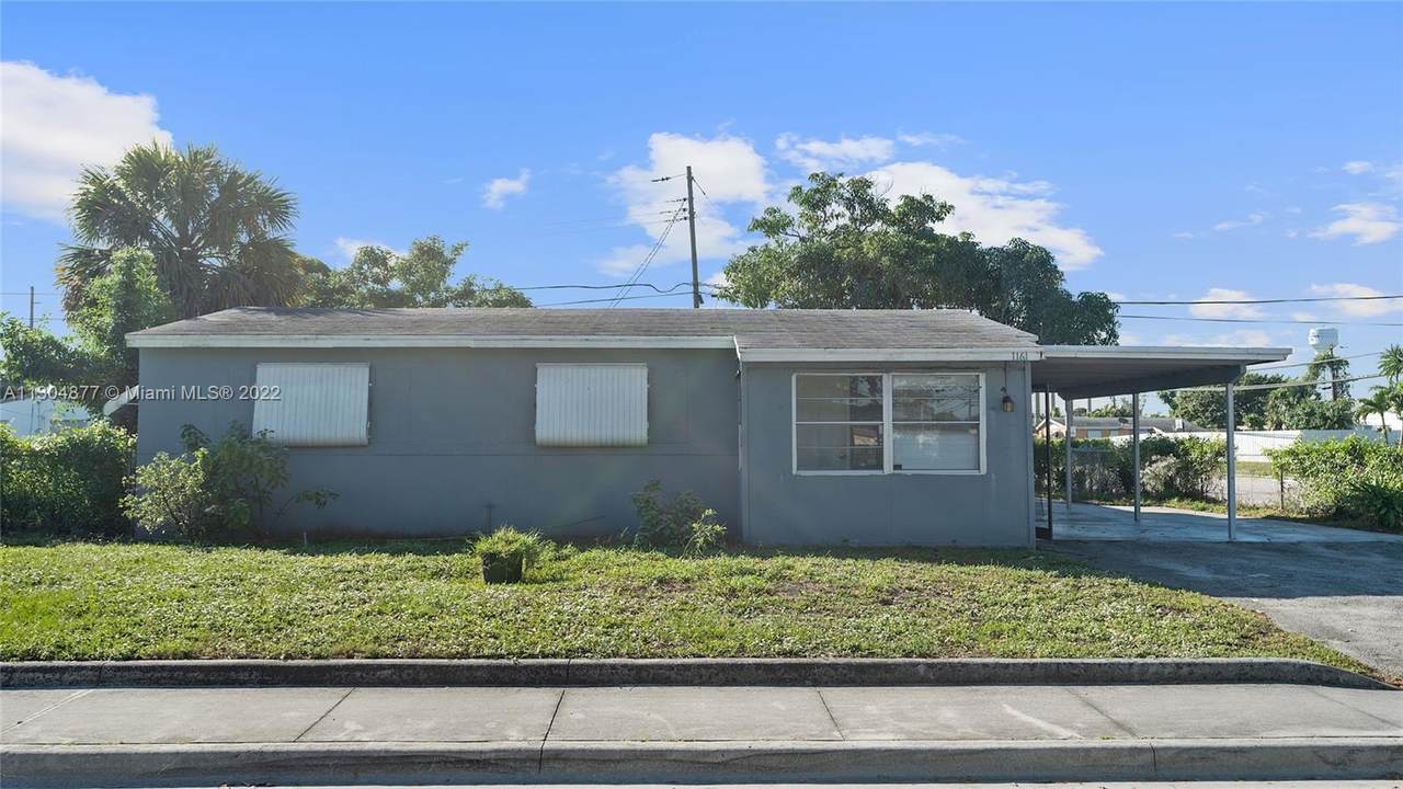 1161 3rd St - Photo 1