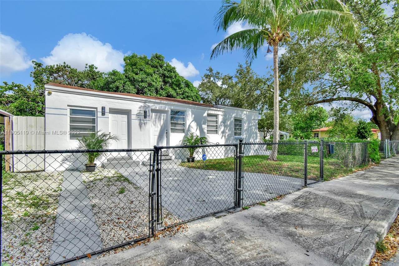 345 44th St - Photo 1