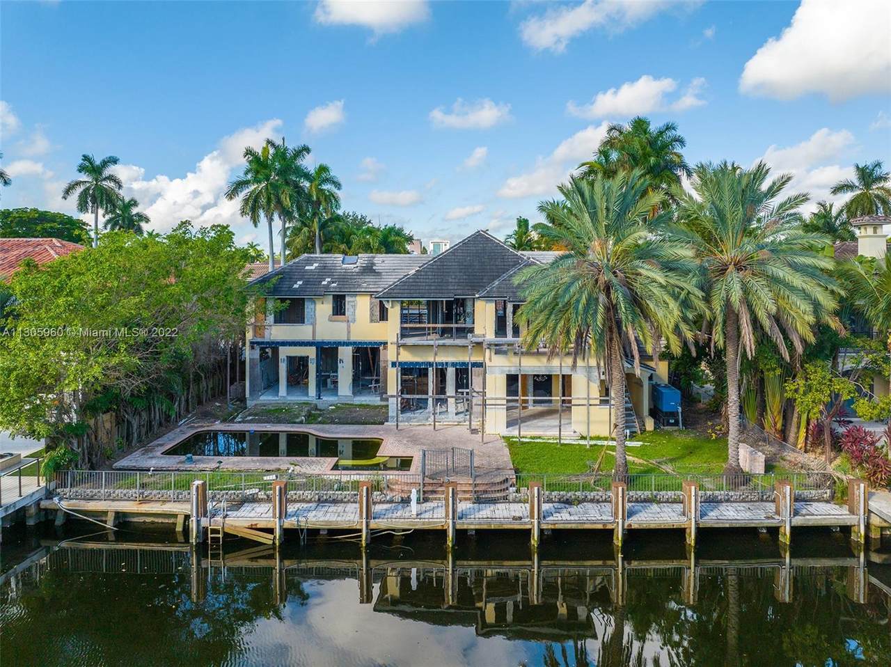520 San Marco Dr - Photo 1