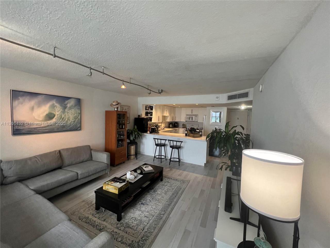 6039 Collins Ave - Photo 1