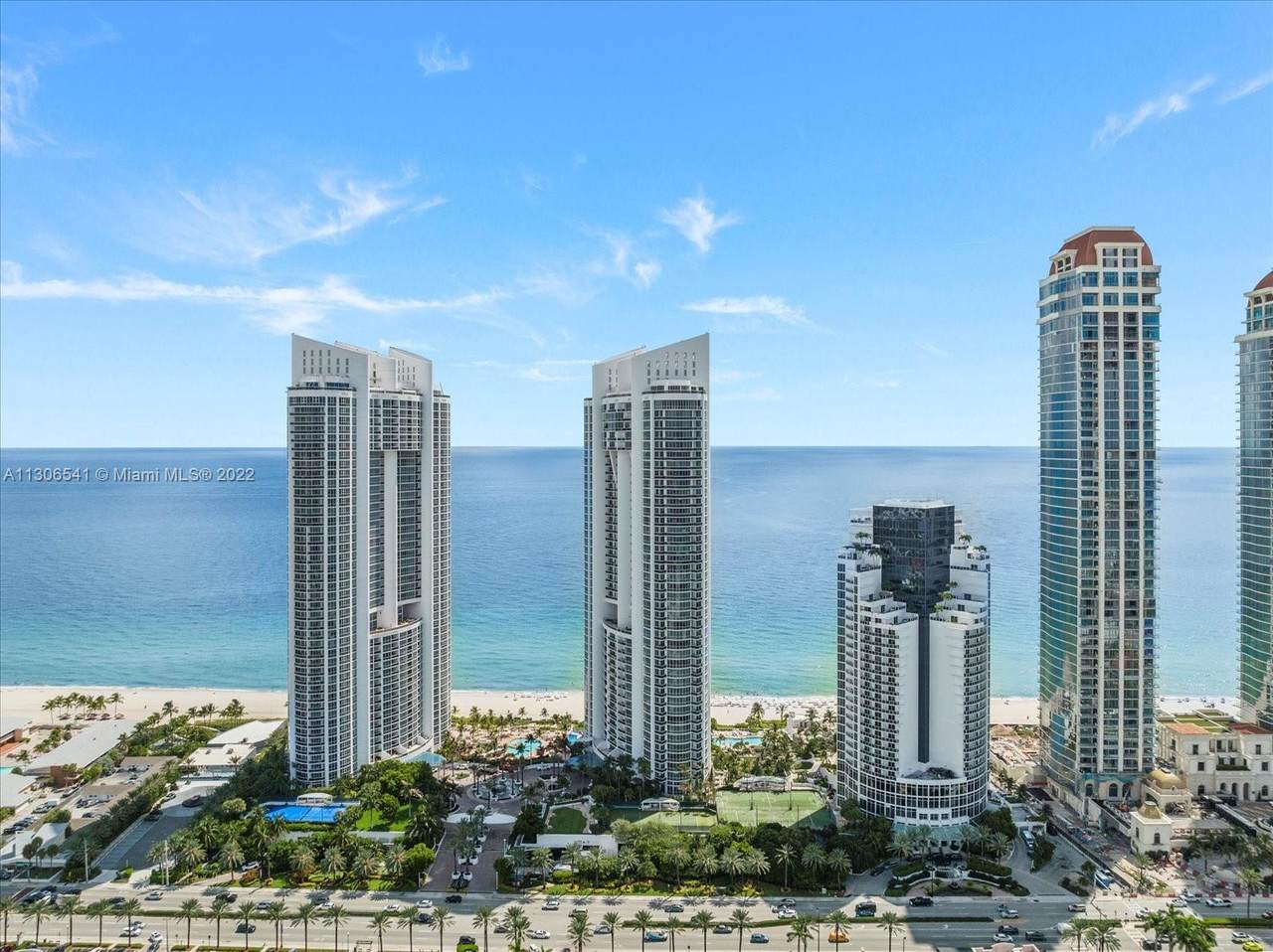 18201 Collins Ave - Photo 1