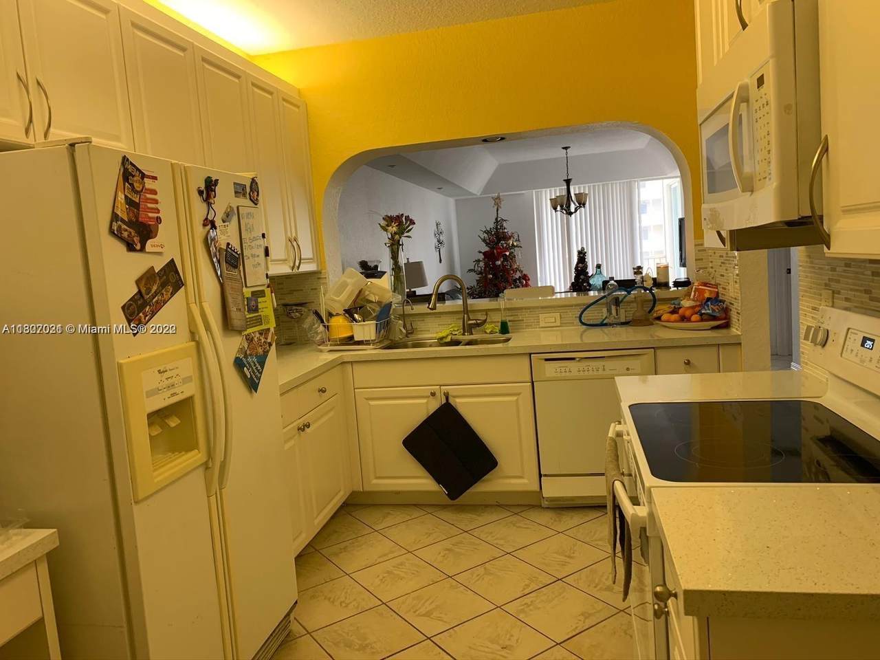10720 66th St - Photo 1