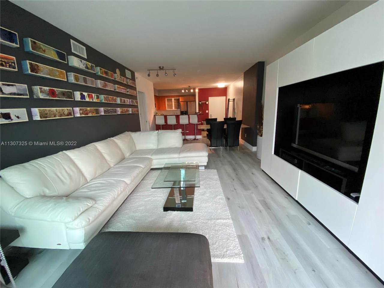 325 Biscayne Blvd - Photo 1