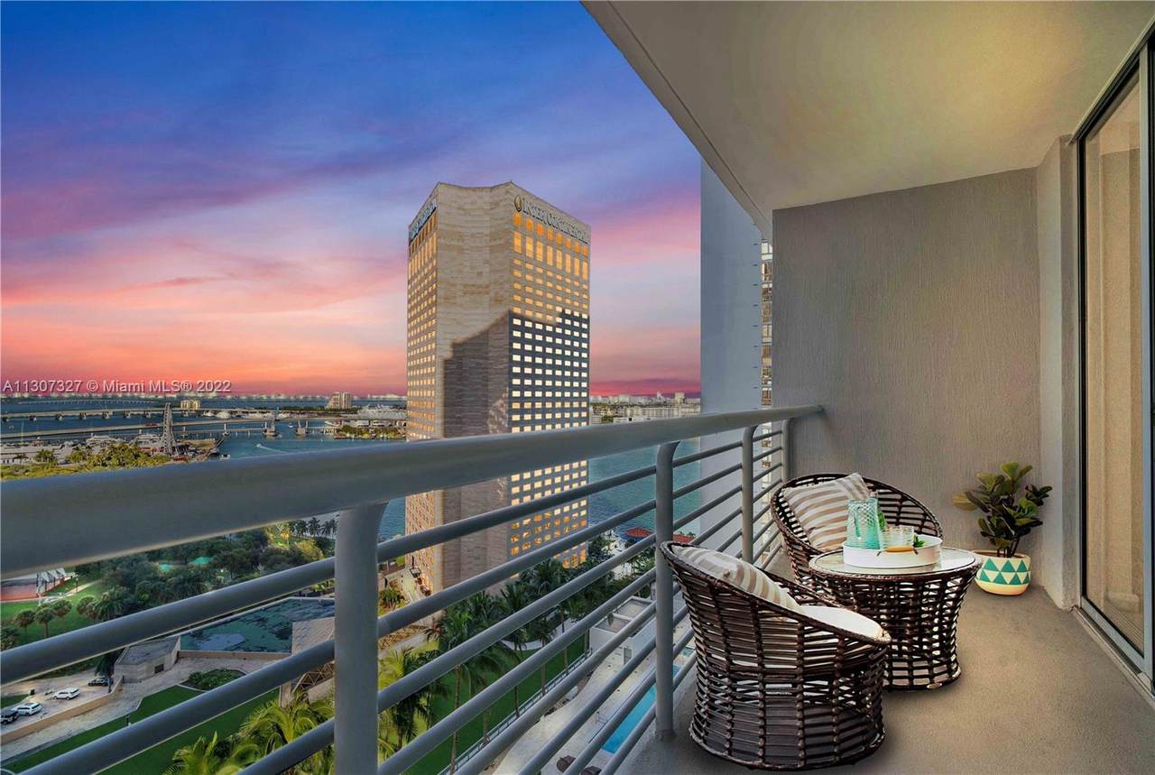 325 Biscayne Blvd - Photo 1