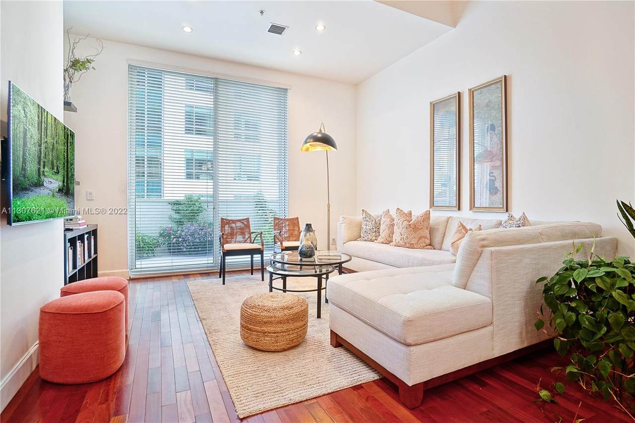 1200 Brickell Bay Dr - Photo 1