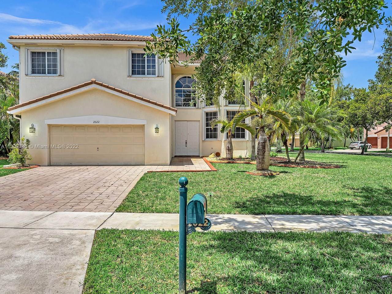 2022 176th Ave - Photo 1
