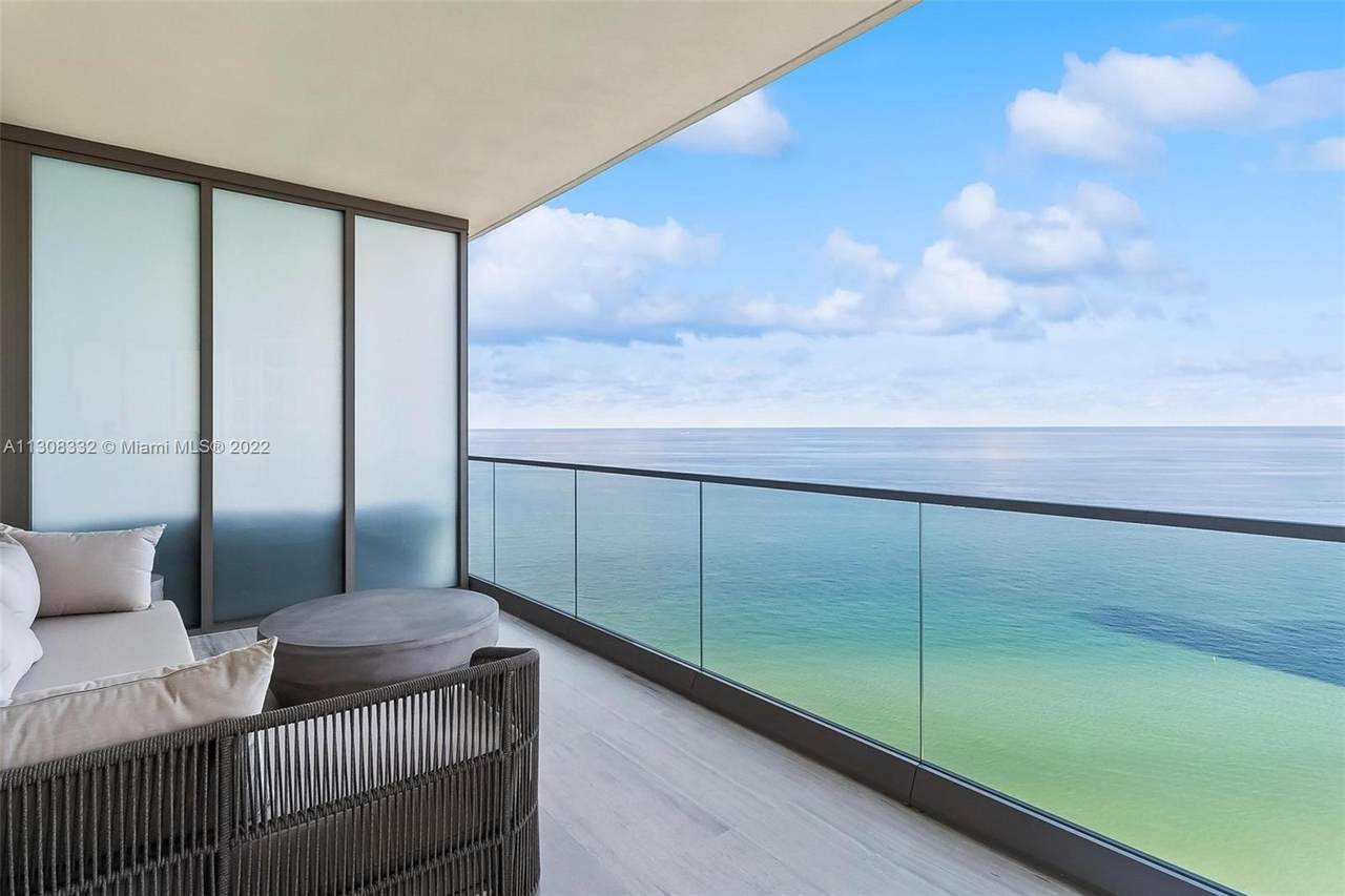18975 Collins Ave - Photo 1