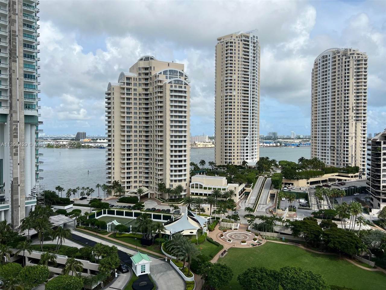 701 Brickell Key Blvd - Photo 1