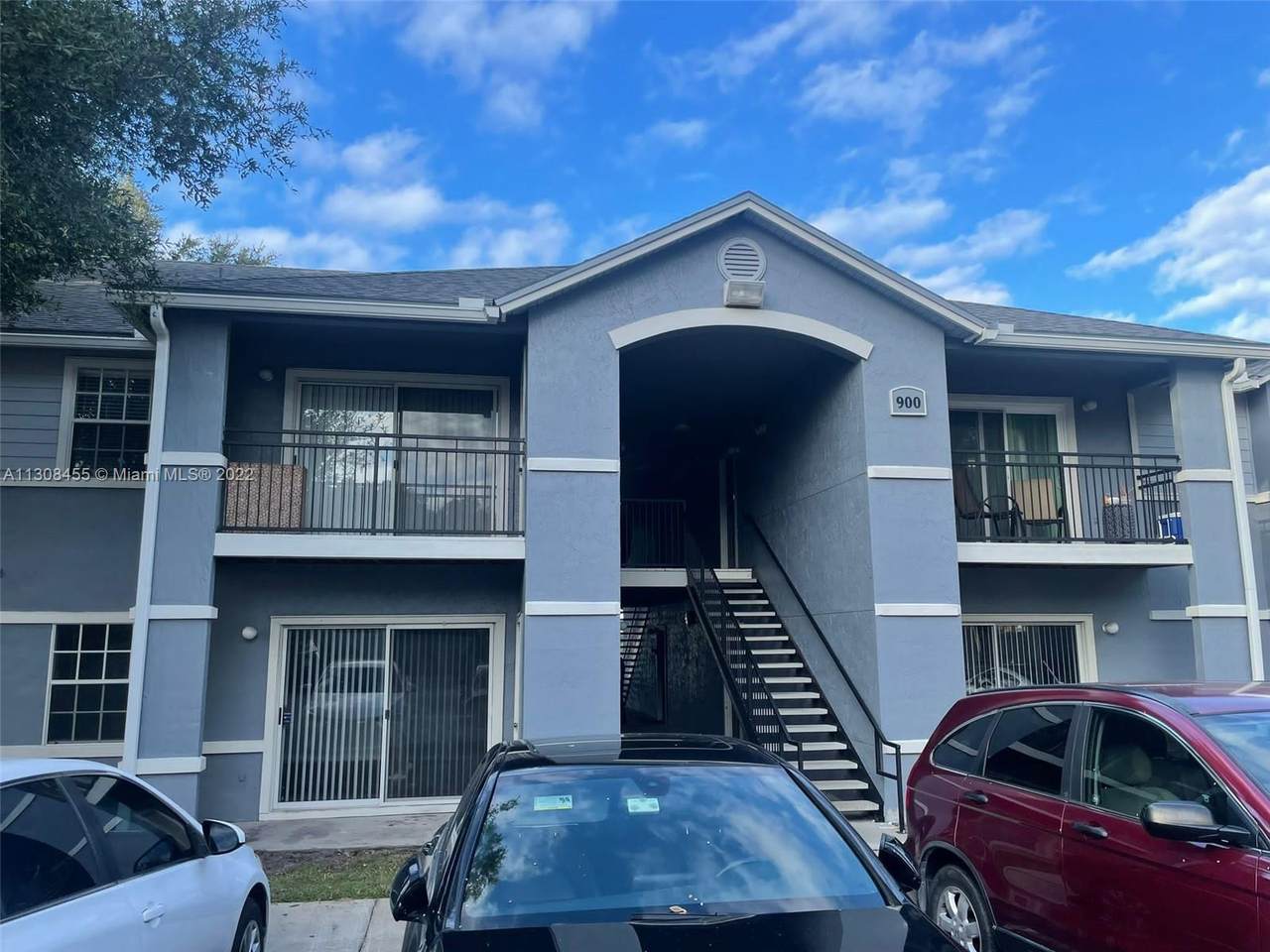 3705 27 Th St - Photo 1