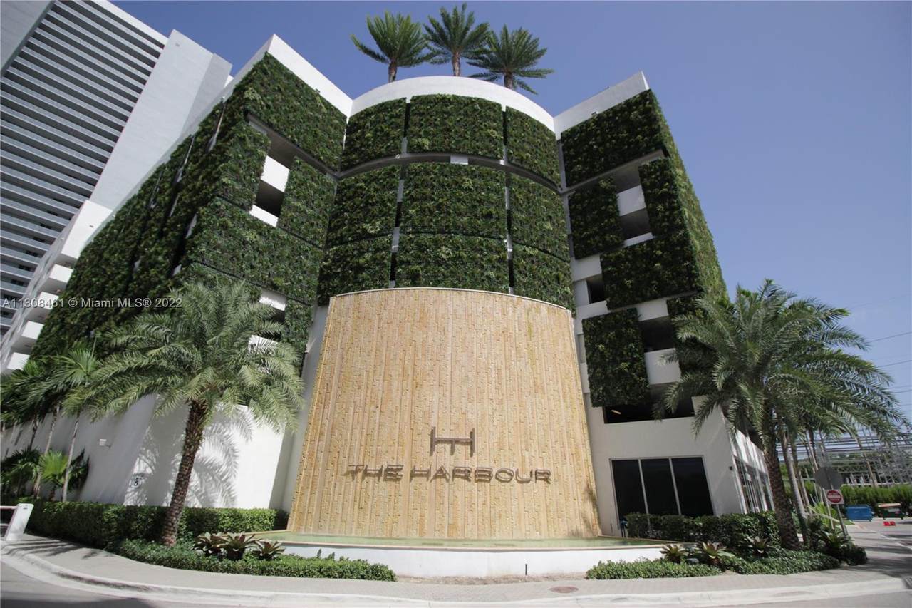 16385 Biscayne Blvd - Photo 1