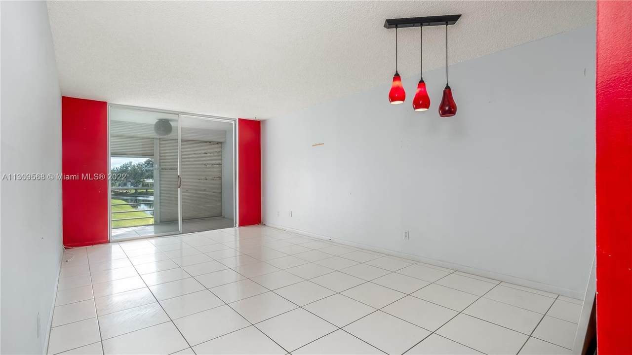 9360 Sunrise Lakes Blvd - Photo 1