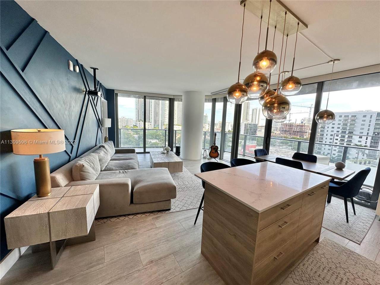 121 34th St - Photo 1