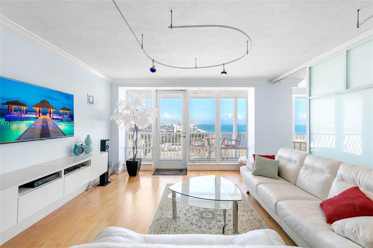 2200 Ocean Ln - Photo 1