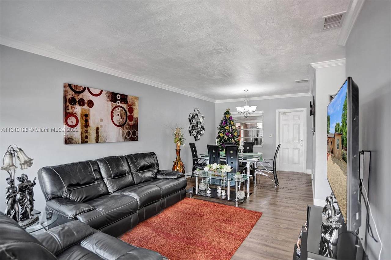 5841 Palm Ave - Photo 1