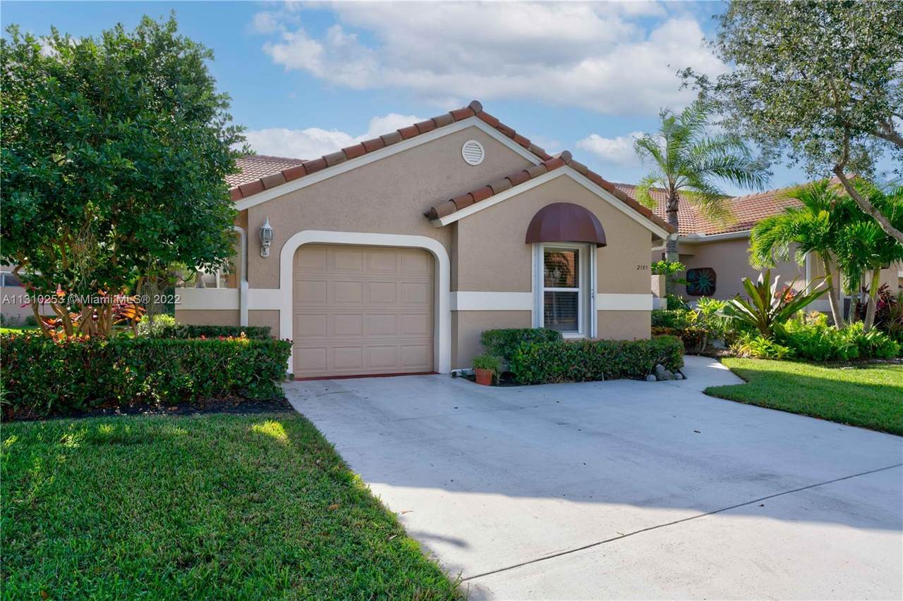 2101 Mahogany Pl - Photo 1