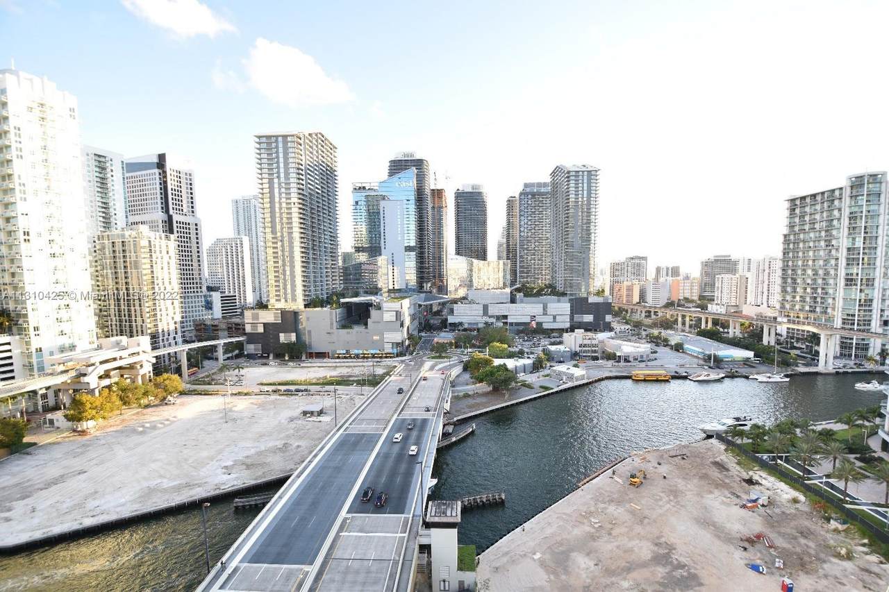 350 Miami Ave - Photo 1