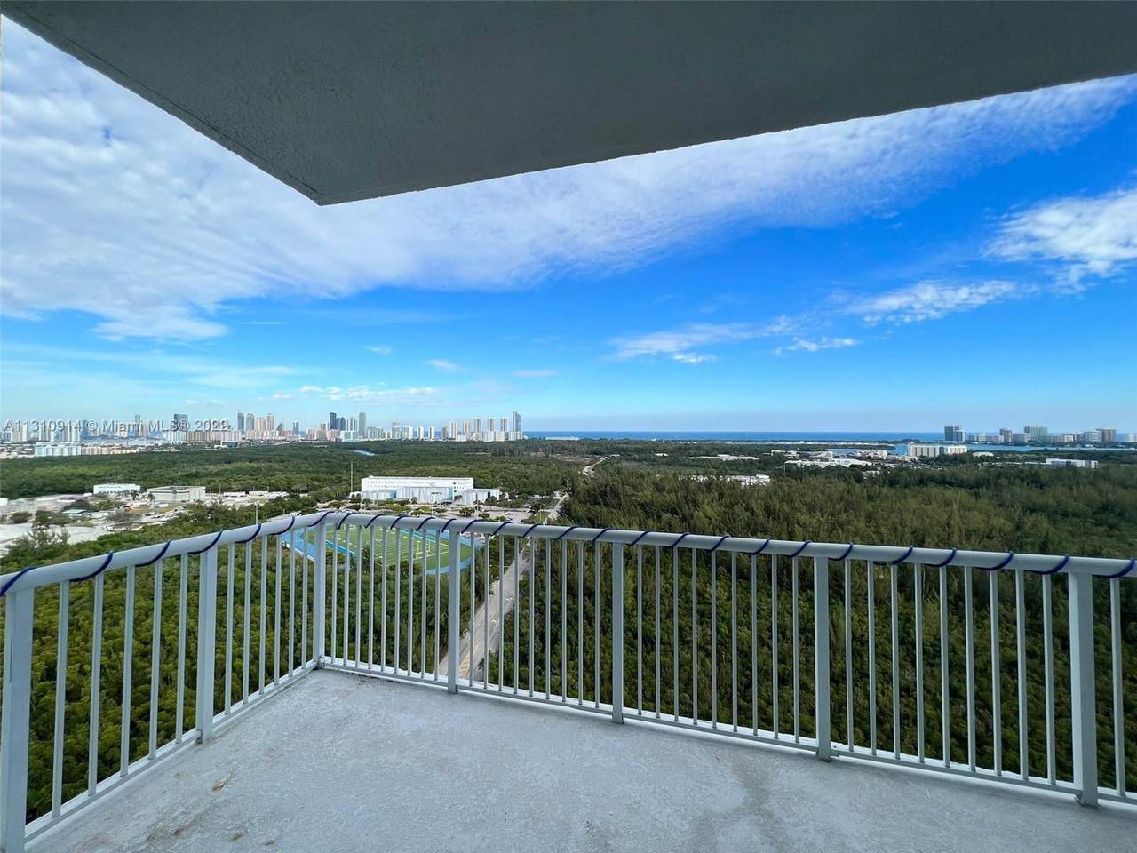 15051 Royal Oaks Ln - Photo 1