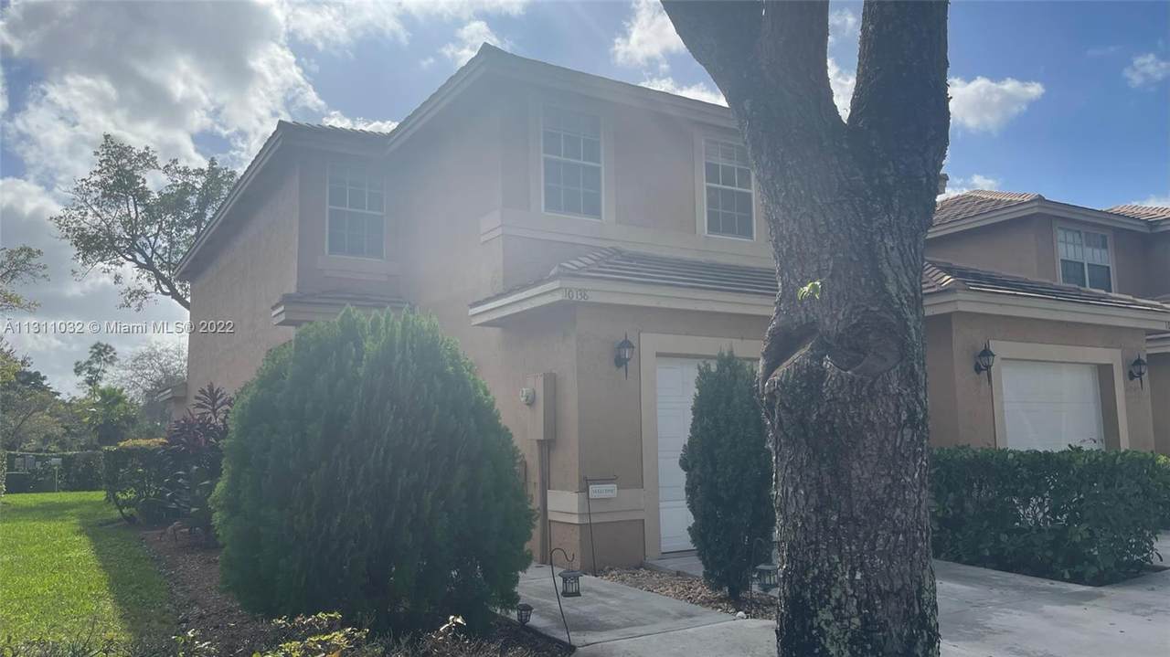 10138 Royal Palm Blvd - Photo 1
