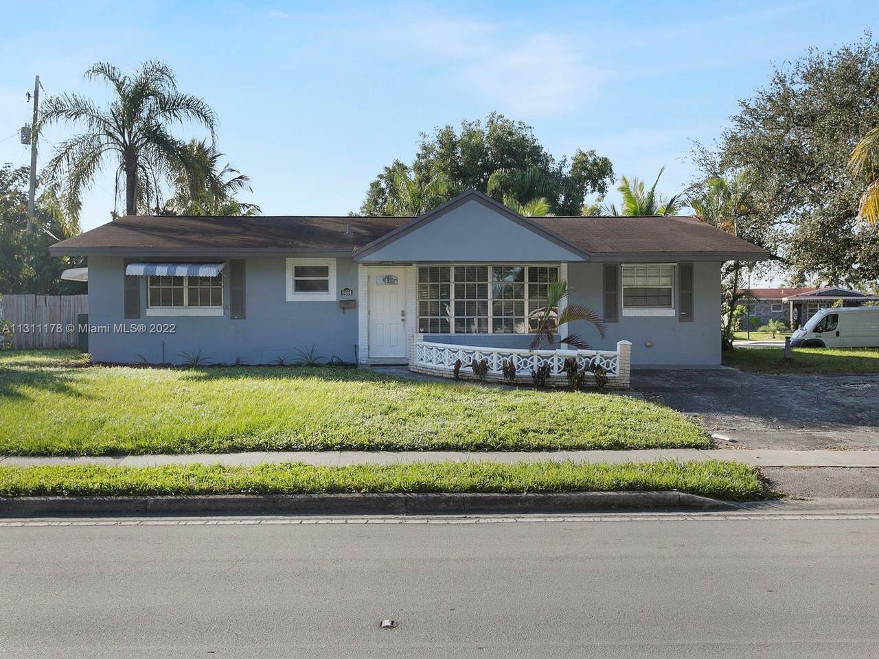 6464 Margate Blvd - Photo 1