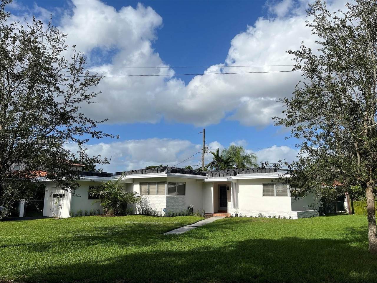 1309 San Remo Ave - Photo 1