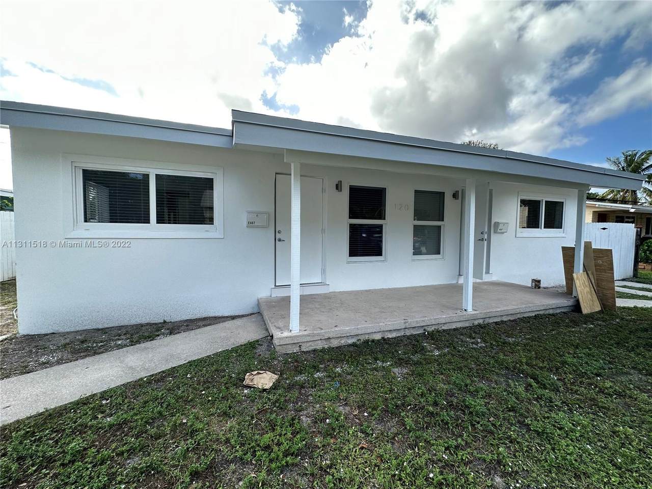 120 43rd Ct - Photo 1
