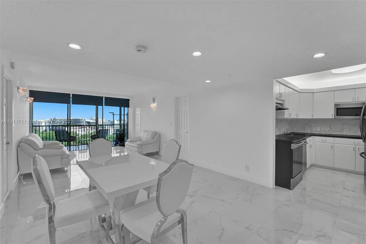 20335 Country Club Dr - Photo 1