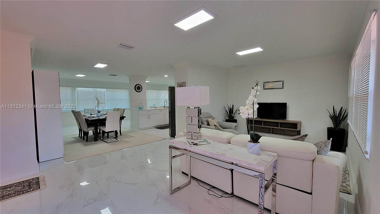 215 3rd Ave - Photo 1