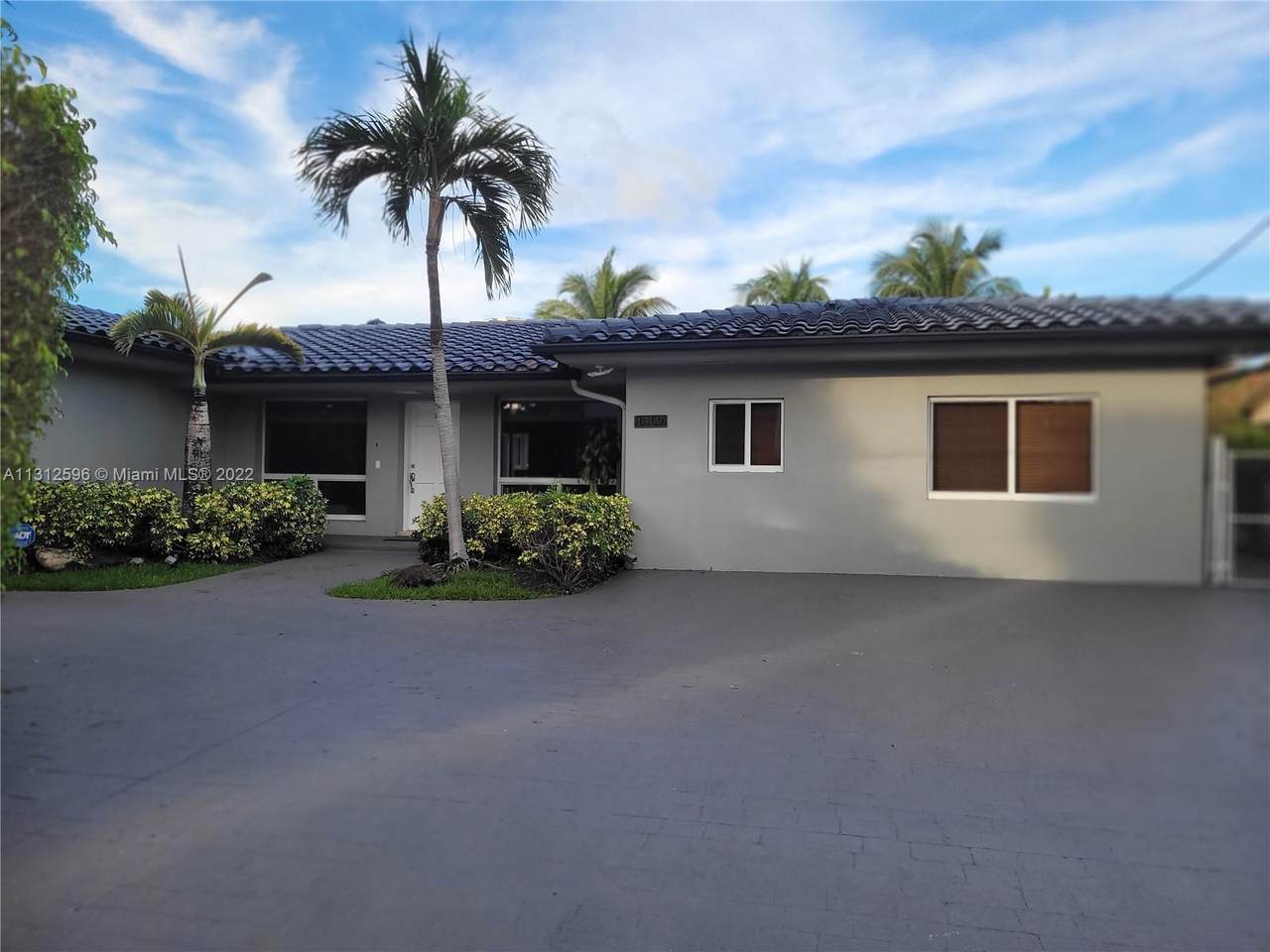 13140 Coronado Dr - Photo 1