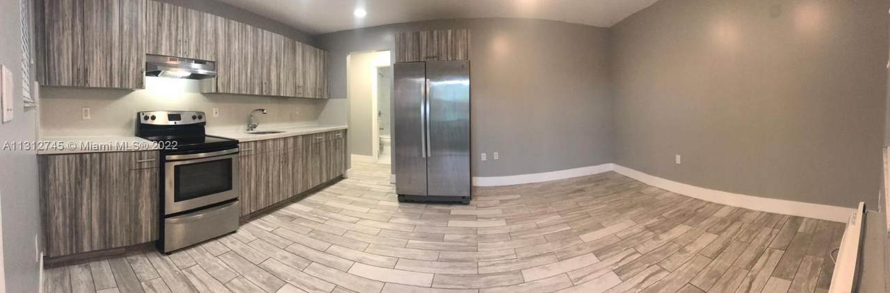1756 2nd Ct - Photo 1