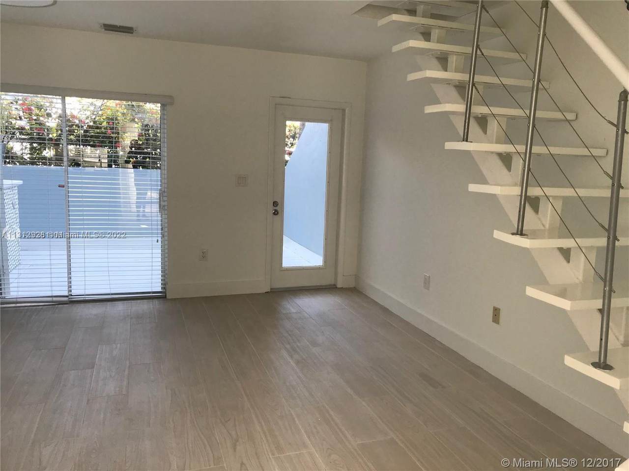 798 Crandon Blvd - Photo 1