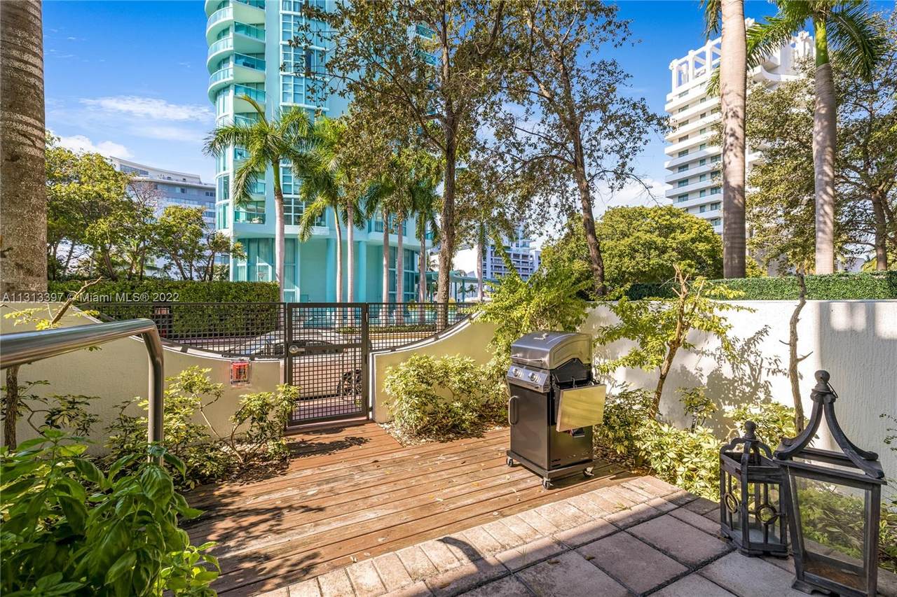 6000 Collins Ave - Photo 1