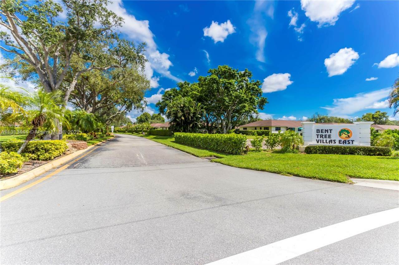 9845 Tabebuia Tree Dr - Photo 1