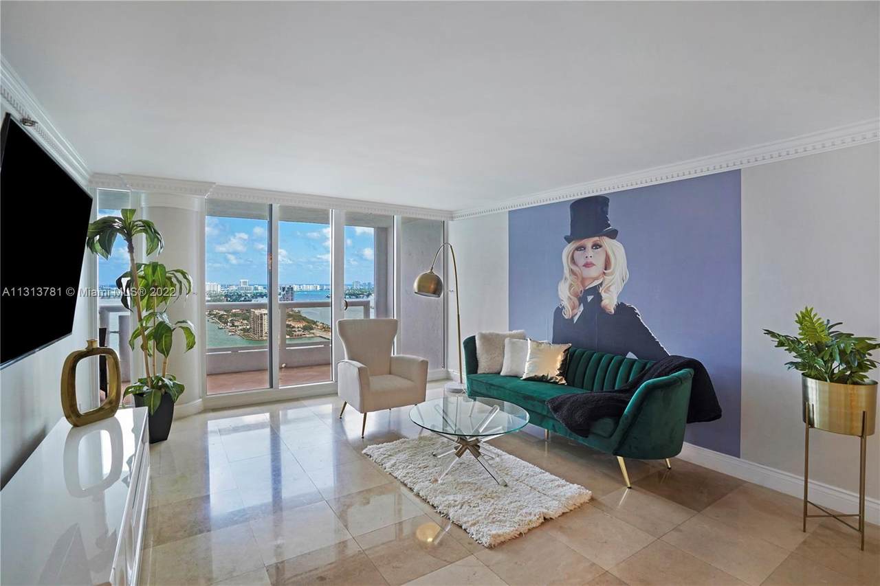 1717 Bayshore Dr - Photo 1