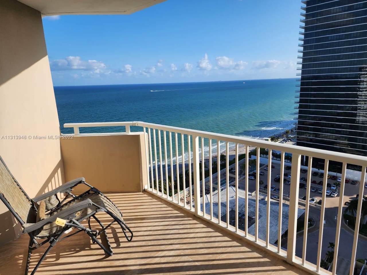 1950 Ocean Dr - Photo 1