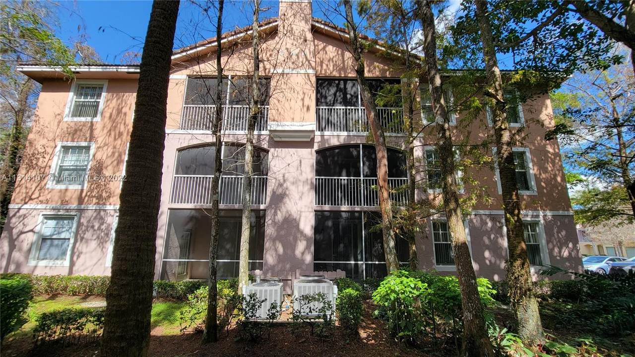 6852 Sample Rd - Photo 1