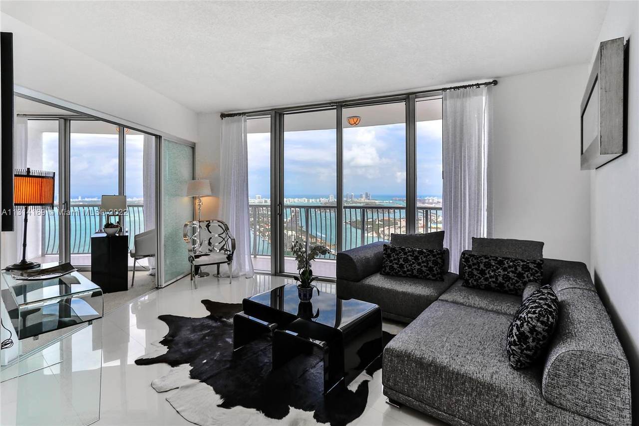 1750 Bayshore Dr - Photo 1