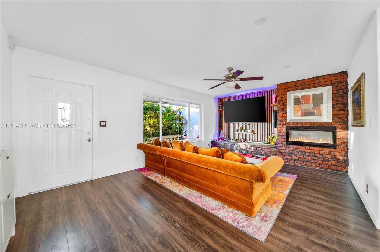 1915 58th Ave - Photo 1
