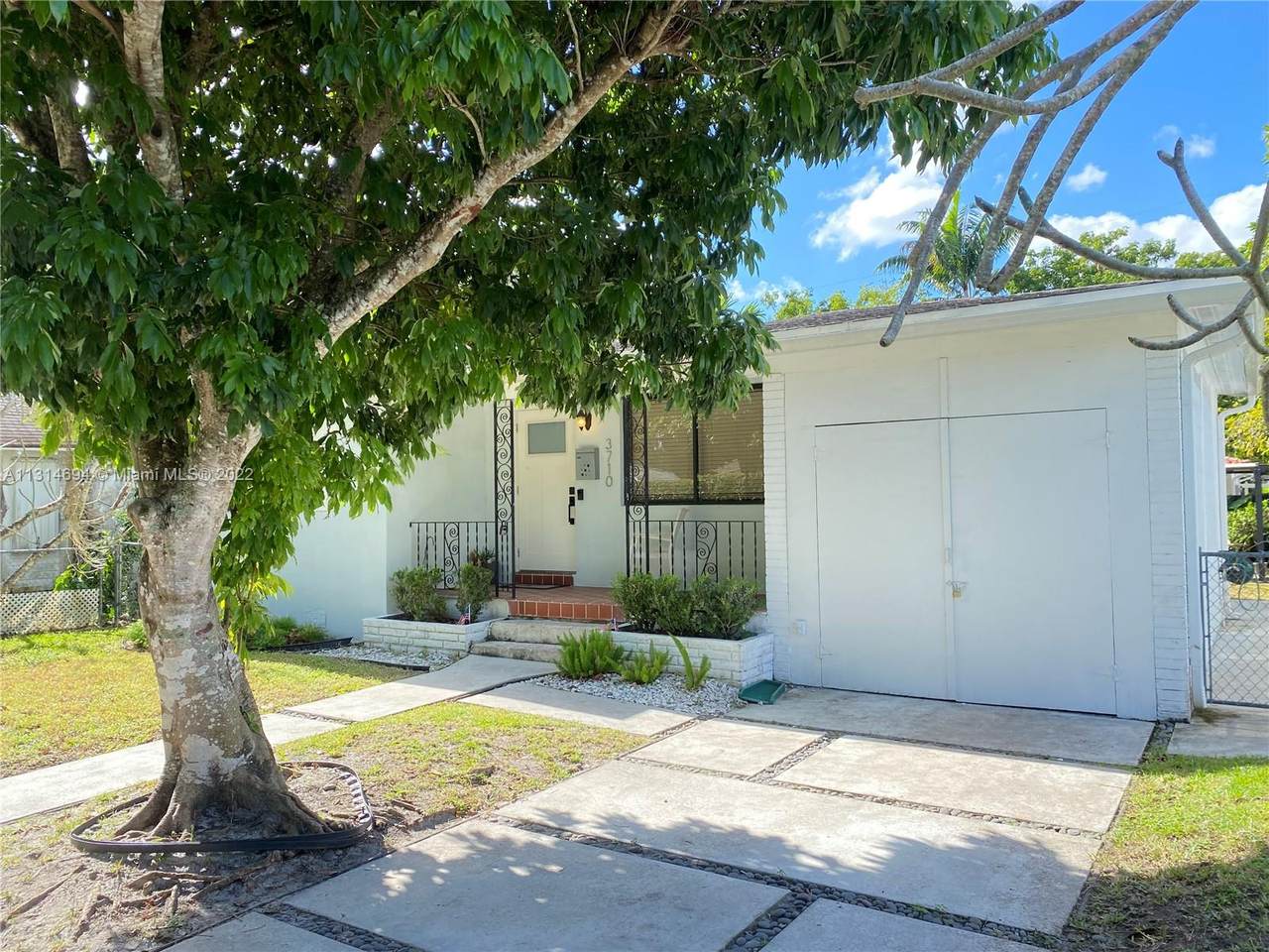 3710 58th Ct - Photo 1