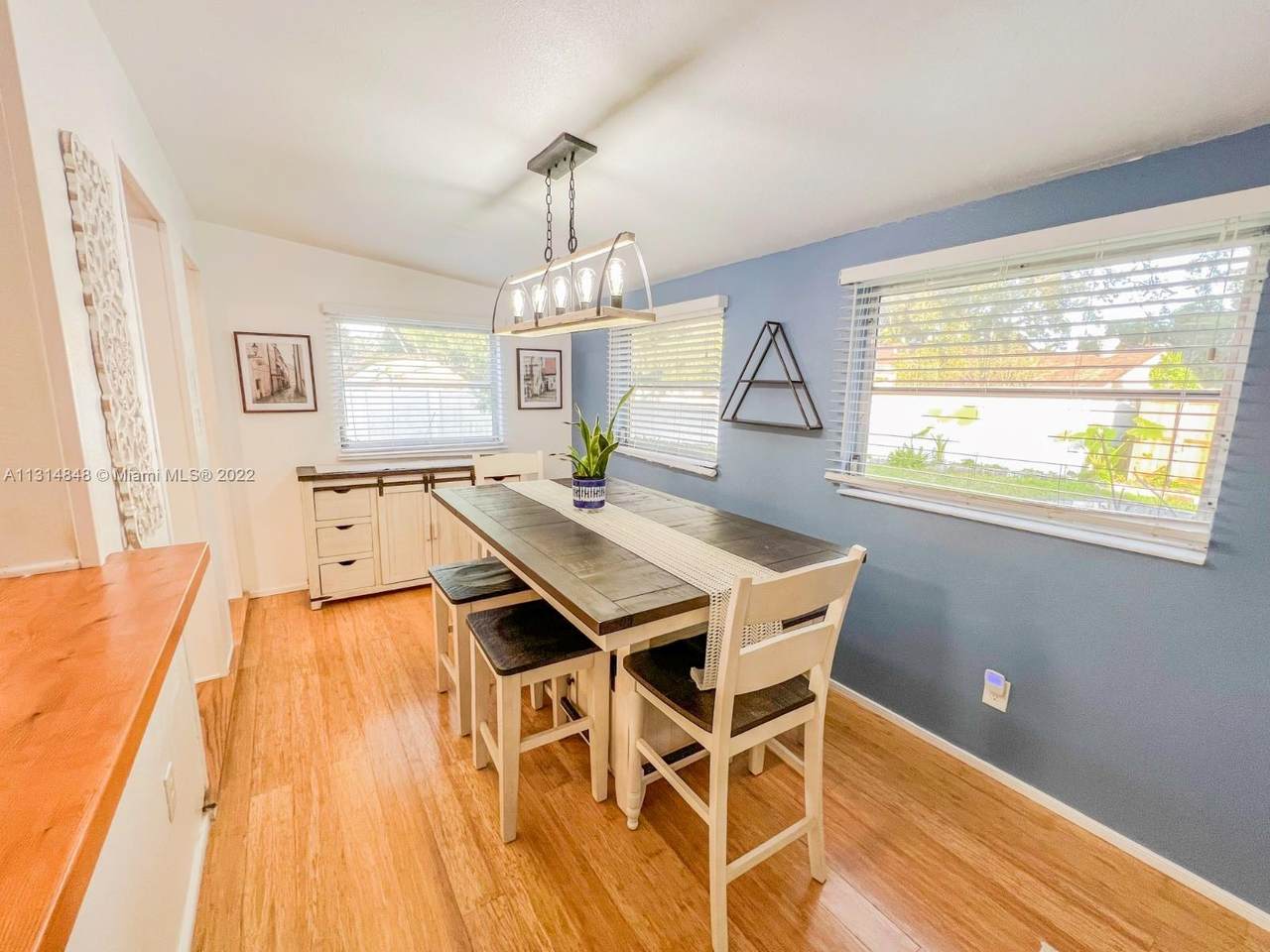 3007 Knollwood Cir - Photo 1