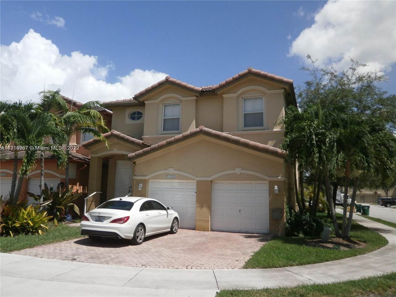 11359 83rd Way - Photo 1