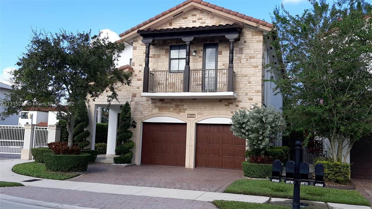 6989 104th Ct - Photo 1