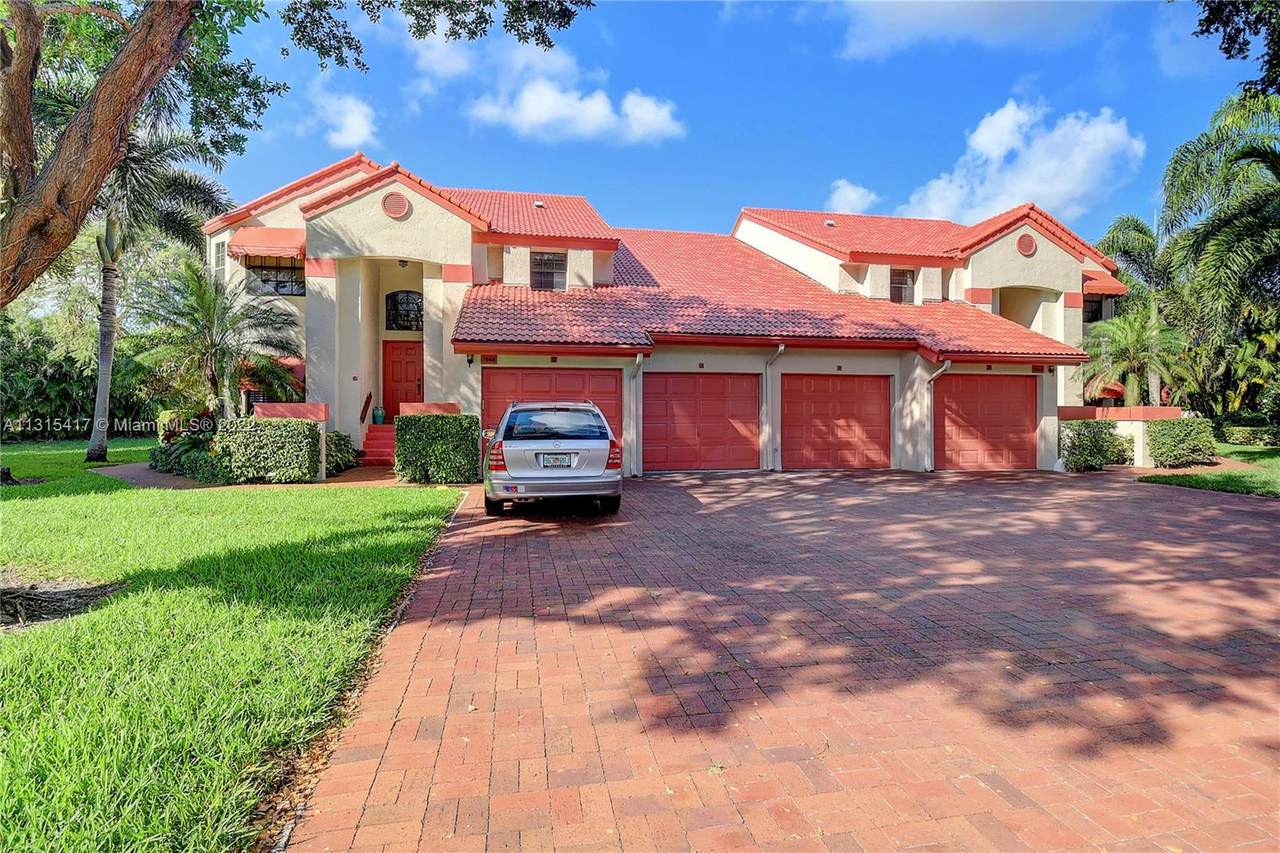 7868 Lexington Club Blvd - Photo 1