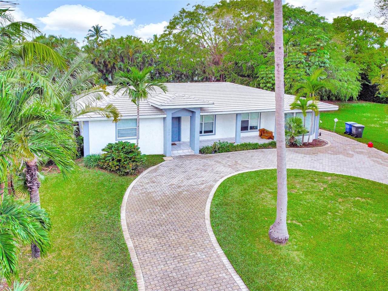 130 Bal Cross Dr - Photo 1