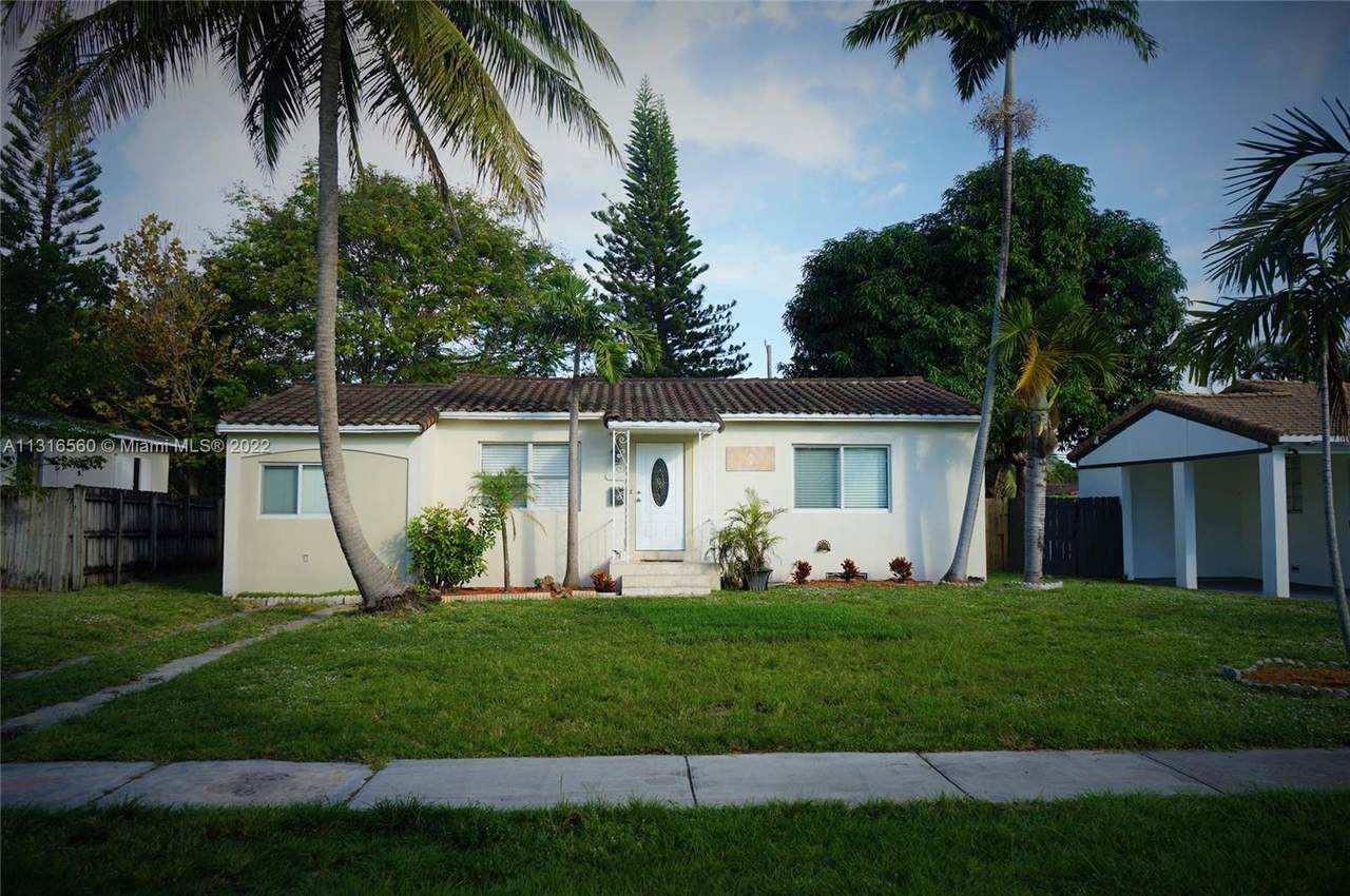 1535 Plunkett St - Photo 1