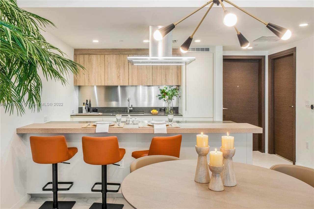 1000 Brickell Plz - Photo 1