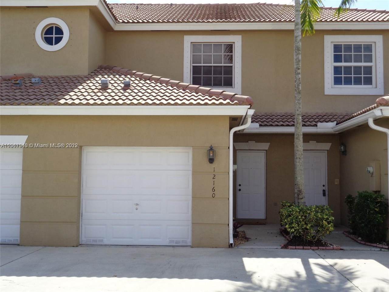 12160 5th Ct - Photo 1