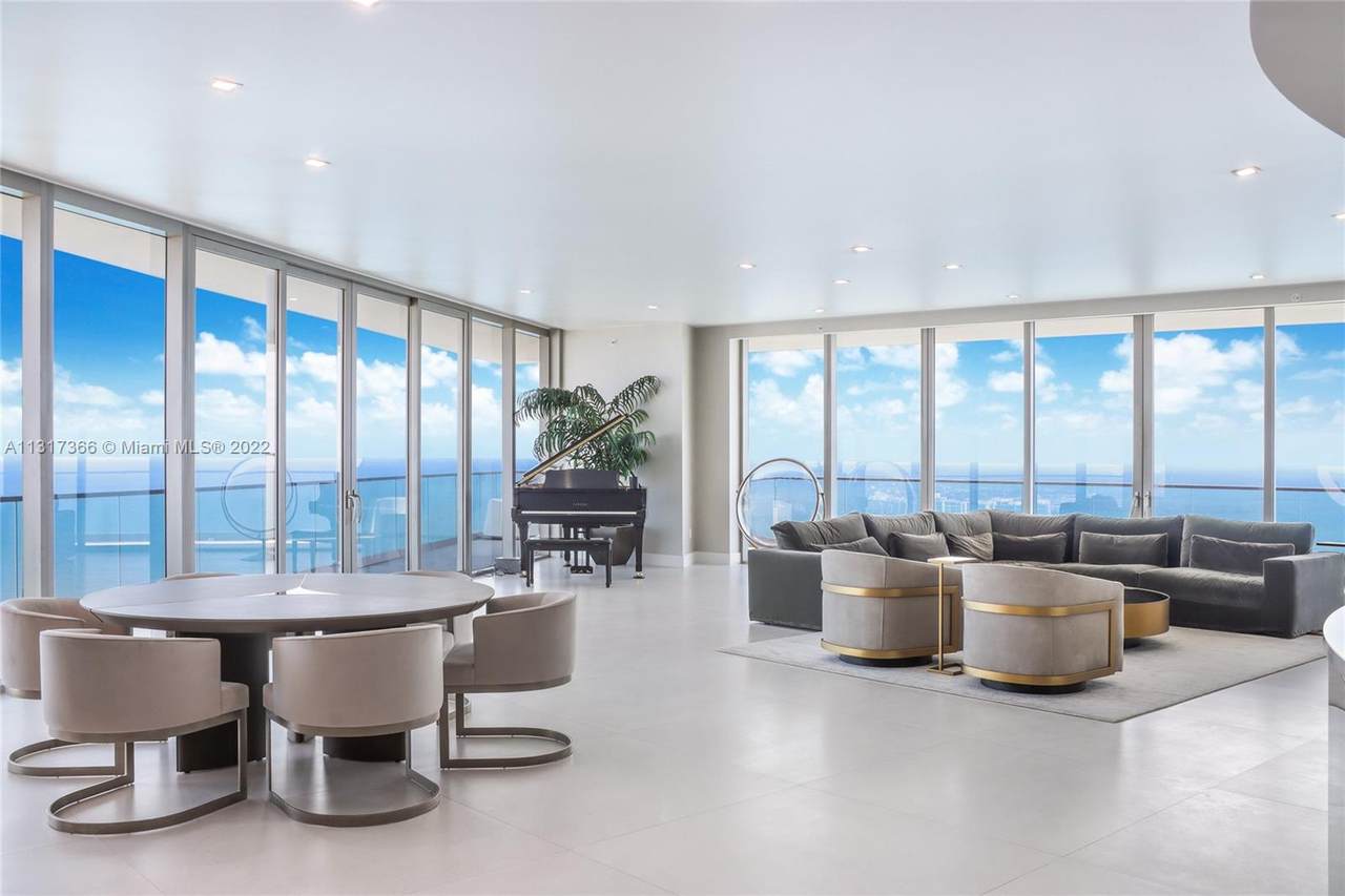 18975 Collins Ave - Photo 1