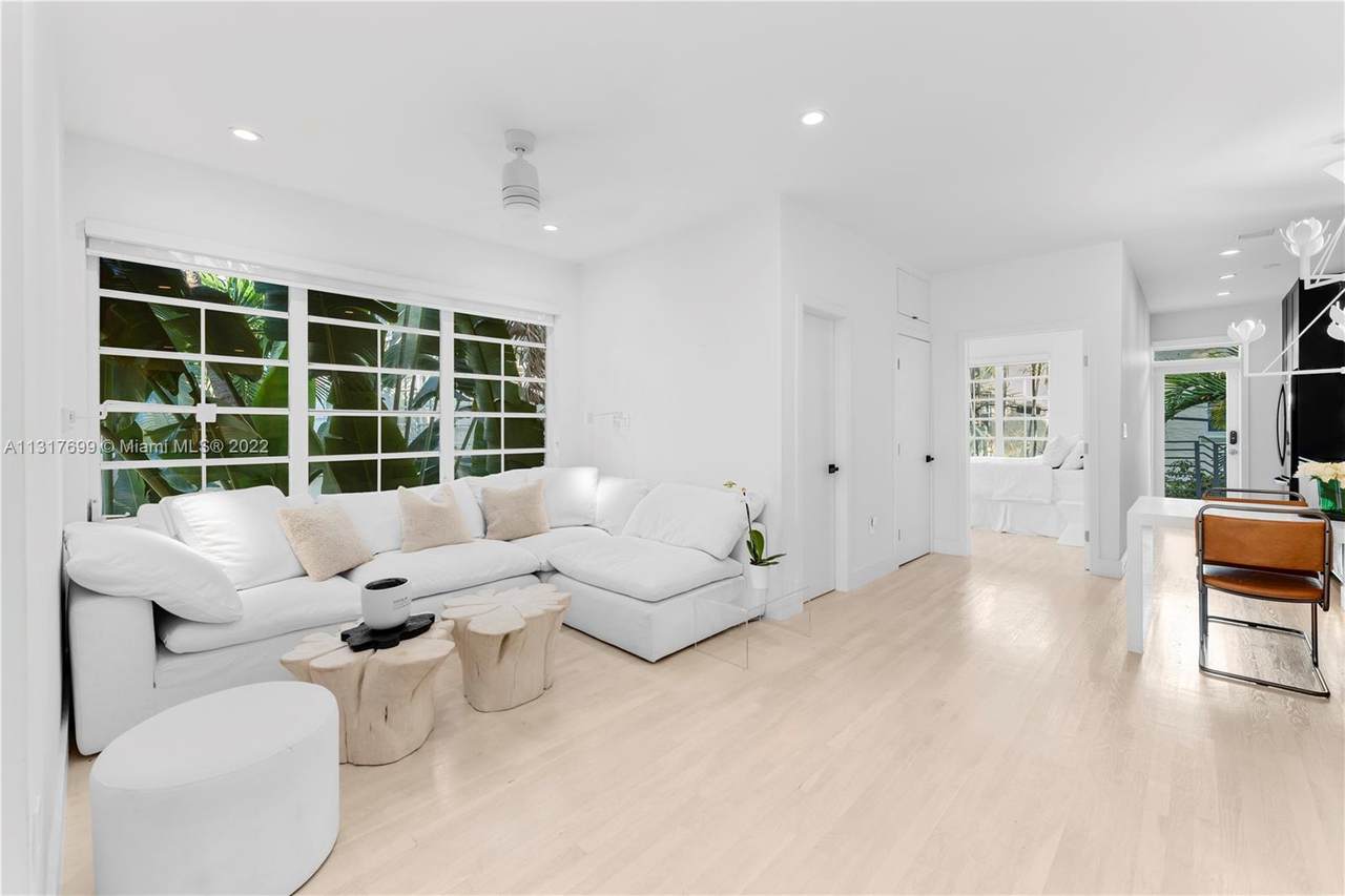 1569 Michigan Ave - Photo 1