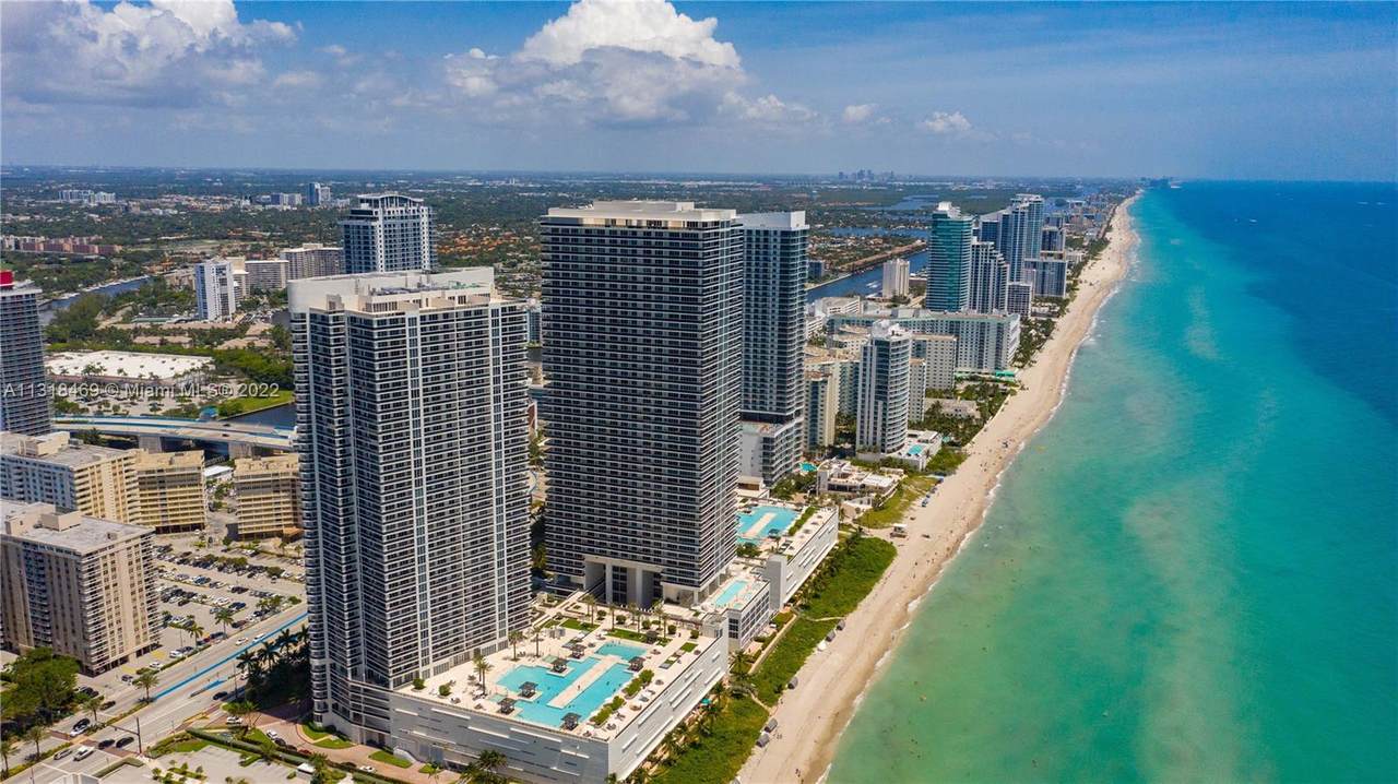 1830 Ocean Dr - Photo 1