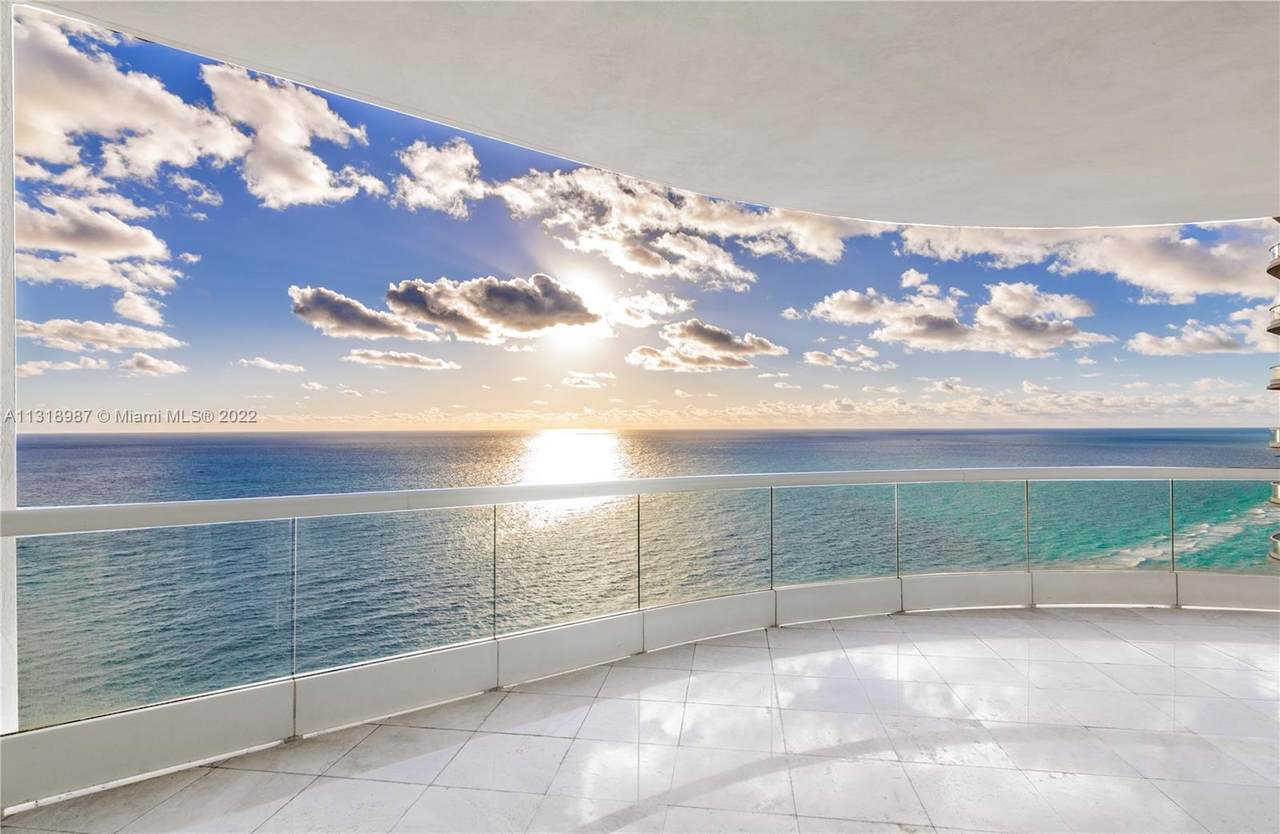 16051 Collins Ave - Photo 1